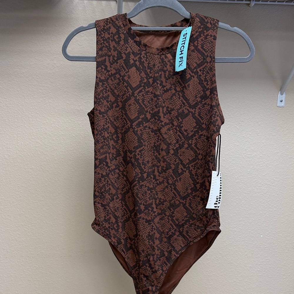 THE COMMONS CREWNECK BODYSUIT CONTOUR JERSEY BROWN - S